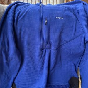 Men’s Patagonia R1 pullover, XL.